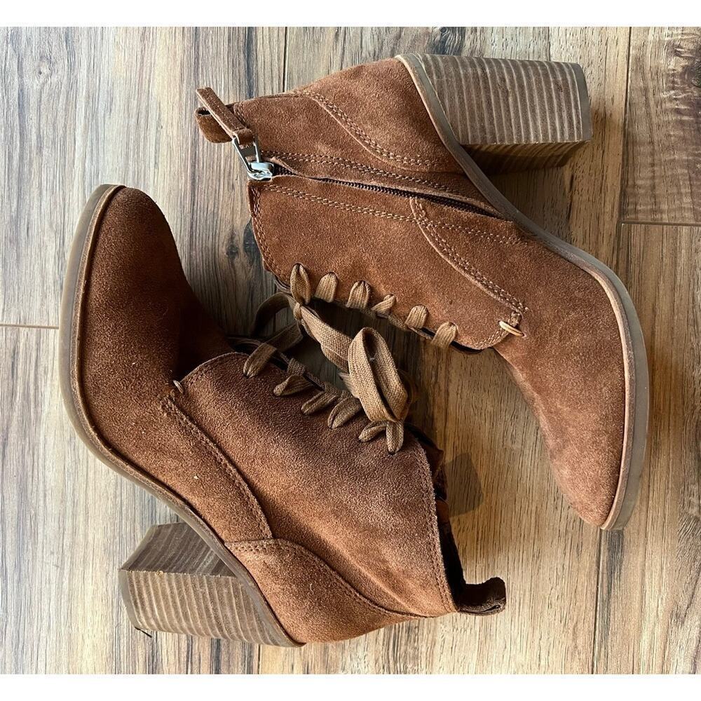 Dolce Vita Brown Seiko Suede Lace Up Ankle Booties Size 9 Fall Autumn Women’s